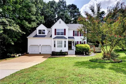 Exterior - 3909 Pine Bluff Ct, Williamsburg, VA 23188 photo 2 of 17