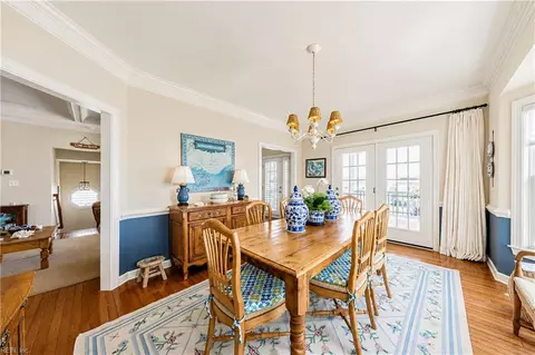 Dining - 821 N First St, Hampton, VA 23664 photo 2 of 3