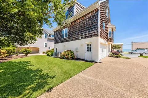 Exterior - 821 N First St, Hampton, VA 23664 photo 8 of 8