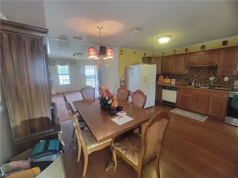 Dining - 970 Teal Ct, Norfolk, VA 23513 photo 2 of 3