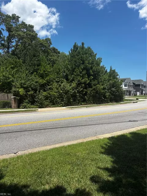 175 Pine Chapel Rd, Hampton, VA 23666 photo 3