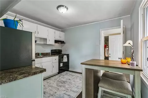 Kitchen - 129 Peachtree Ln, Hampton, VA 23669 photo 1 of 5