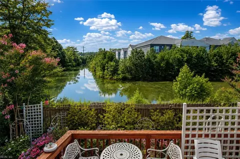 955 Ivystone Way, Newport News, VA 23602