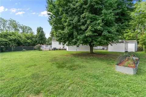 Exterior - 101 Priest Ct, Hampton, VA 23669 photo 6 of 8
