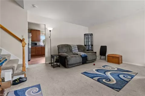 Living - 101 Priest Ct, Hampton, VA 23669 photo 1 of 2