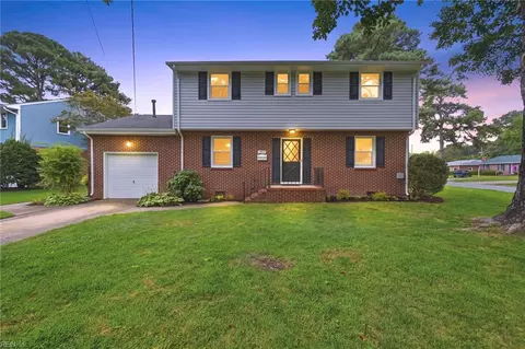 1912 Frizzell Dr, Virginia Beach, VA 23455