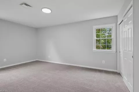 Bedroom - 403 Dunham Massie Dr, Hampton, VA 23669 photo 3 of 10