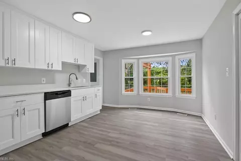 Kitchen - 403 Dunham Massie Dr, Hampton, VA 23669 photo 2 of 3