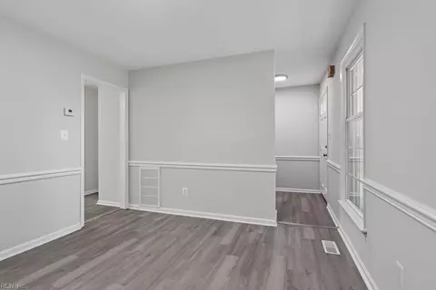 Entry Way - 403 Dunham Massie Dr, Hampton, VA 23669 photo 1 of 2