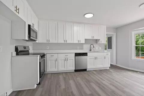 Kitchen - 403 Dunham Massie Dr, Hampton, VA 23669 photo 1 of 3