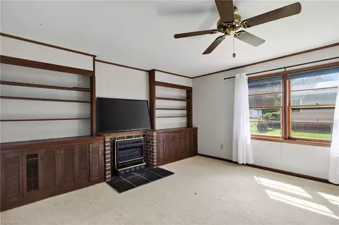 Living - 105 Marcella Rd, Hampton, VA 23666 photo 2 of 2