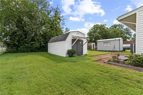 Exterior - 342 Darby Ave, Hampton, VA 23663 photo 5 of 7