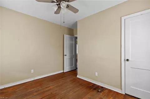 Bedroom - 342 Darby Ave, Hampton, VA 23663 photo 4 of 4