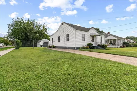 Exterior - 342 Darby Ave, Hampton, VA 23663 photo 6 of 7