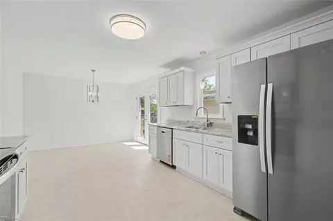 Kitchen - 319 Pasture Ln, Hampton, VA 23663 photo 1 of 3