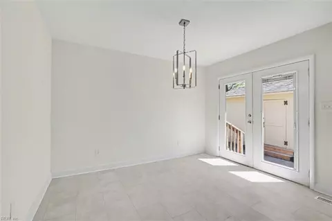 Dining - 319 Pasture Ln, Hampton, VA 23663 photo 1 of 1