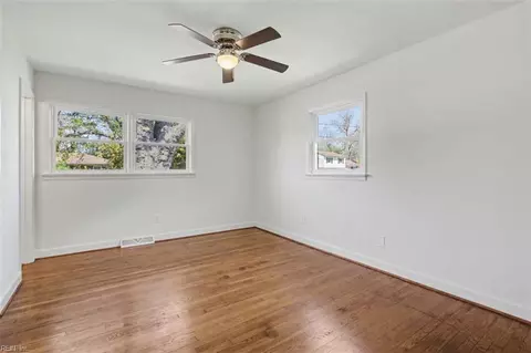 Bedroom - 319 Pasture Ln, Hampton, VA 23663 photo 1 of 6