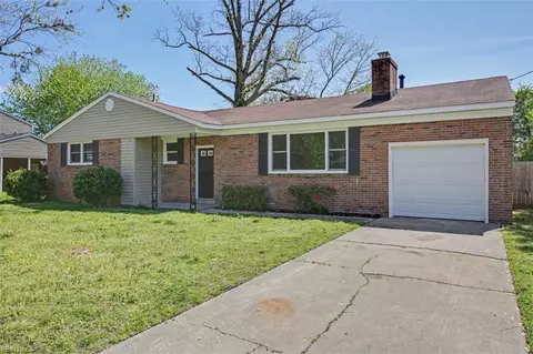 Exterior - 319 Pasture Ln, Hampton, VA 23663 photo 2 of 5