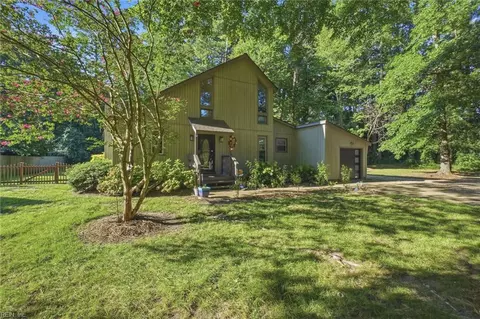 Exterior - 7740 Waters Edge Ln, Gloucester Point, VA 23062 photo 2 of 7