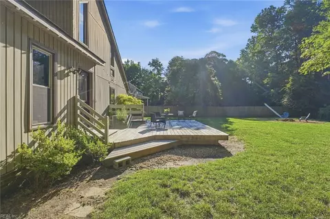Exterior - 7740 Waters Edge Ln, Gloucester Point, VA 23062 photo 3 of 7