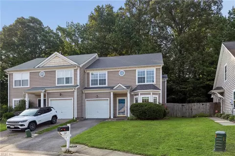 112 Kevin Ct, Yorktown, VA 23692