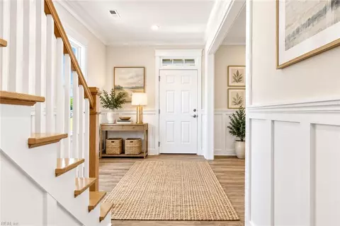 Entry Way - 3123 E Ocean View Ave, Norfolk, VA 23518 photo 5 of 5