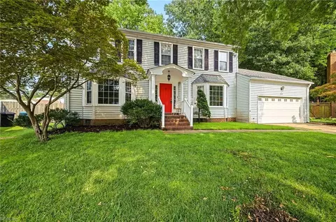 4200 Woodport Cir, Virginia Beach, VA 23452