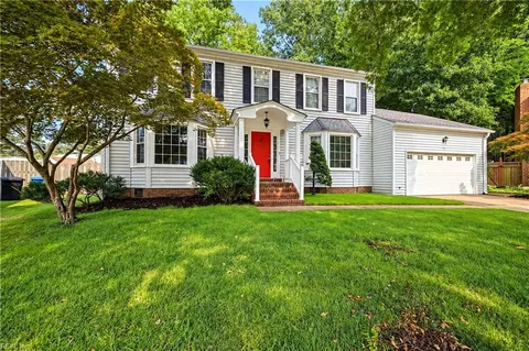 4200 Woodport Cir, Virginia Beach, VA 23452