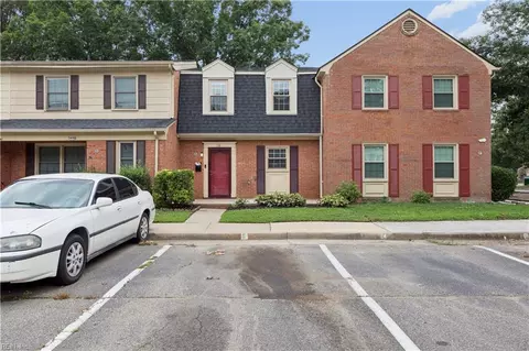 399 Deputy Ln #E, Newport News, VA 23608