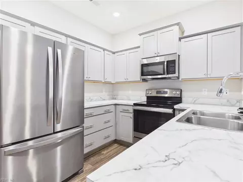 Kitchen - 1111 Celia Ct, Hampton, VA 23666 photo 5 of 5
