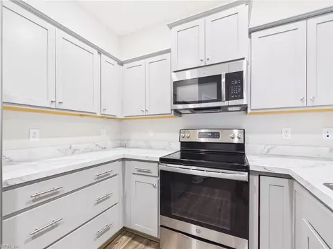 Kitchen - 1111 Celia Ct, Hampton, VA 23666 photo 3 of 5
