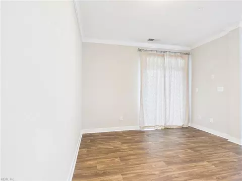Living - 1111 Celia Ct, Hampton, VA 23666 photo 6 of 12