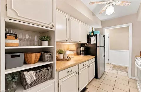 Kitchen - 2953 E Point Dr, Chesapeake, VA 23321 photo 1 of 1