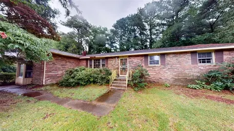 3711 Magnolia Dr, Portsmouth, VA 23703