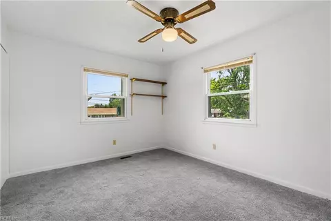 Bedroom - 85 Tide Mill Ln, Hampton, VA 23666 photo 2 of 6