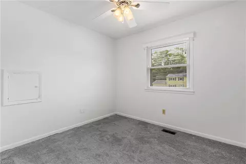 Bedroom - 85 Tide Mill Ln, Hampton, VA 23666 photo 3 of 5