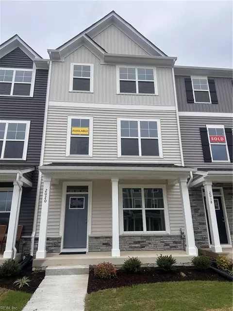 2020 Stanford Ln, Newport News, VA 23608