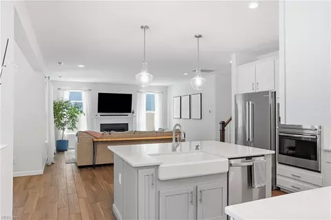 Kitchen - 35 E Berkley Dr, Hampton, VA 23663 photo 4 of 4