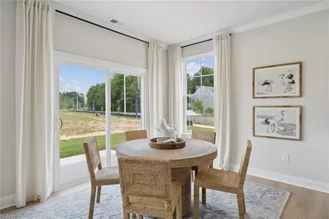 Dining - 321 Riverview Rd, Chesapeake, VA 23322 photo 3 of 5
