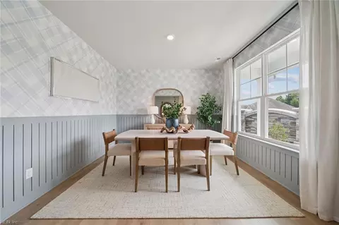Dining - 321 Riverview Rd, Chesapeake, VA 23322 photo 1 of 5
