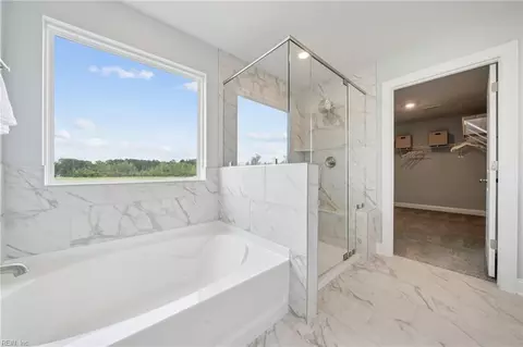 Bath - 321 Riverview Rd, Chesapeake, VA 23322 photo 2 of 4