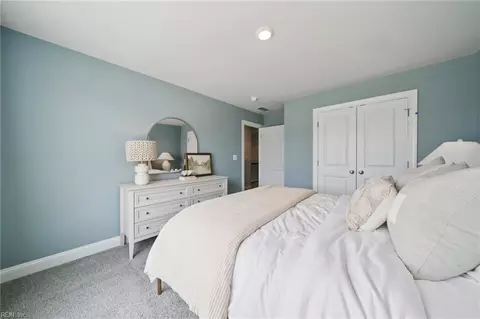 Bedroom - 321 Riverview Rd, Chesapeake, VA 23322 photo 6 of 8