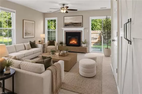 9335 1st View St, Norfolk, VA 23503
