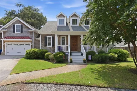 233 73rd St, Virginia Beach, VA 23451