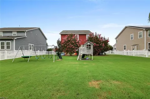 Exterior - 3145 Codorus St, Chesapeake, VA 23323 photo 6 of 9