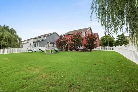 Exterior - 3145 Codorus St, Chesapeake, VA 23323 photo 4 of 9