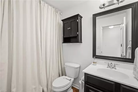 Bath - 3145 Codorus St, Chesapeake, VA 23323 photo 3 of 3