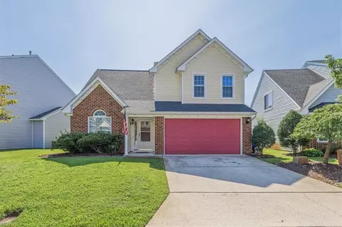 42 Creekside Dr, Portsmouth, VA 23703