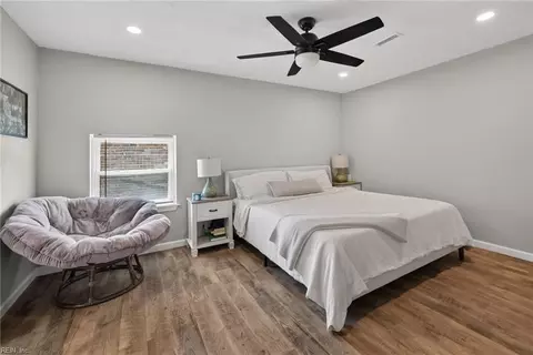 Bedroom - 478 Duchess Ct, Hampton, VA 23669 photo 1 of 7