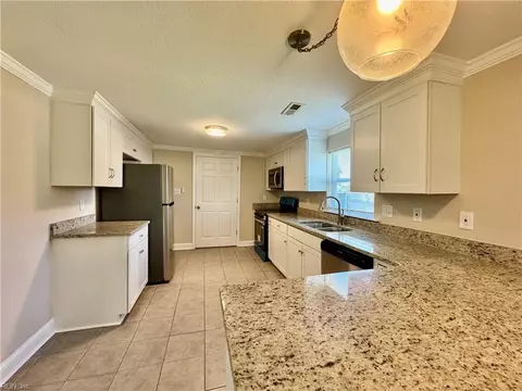 Kitchen - 739 Childs Ave, Hampton, VA 23661 photo 1 of 5